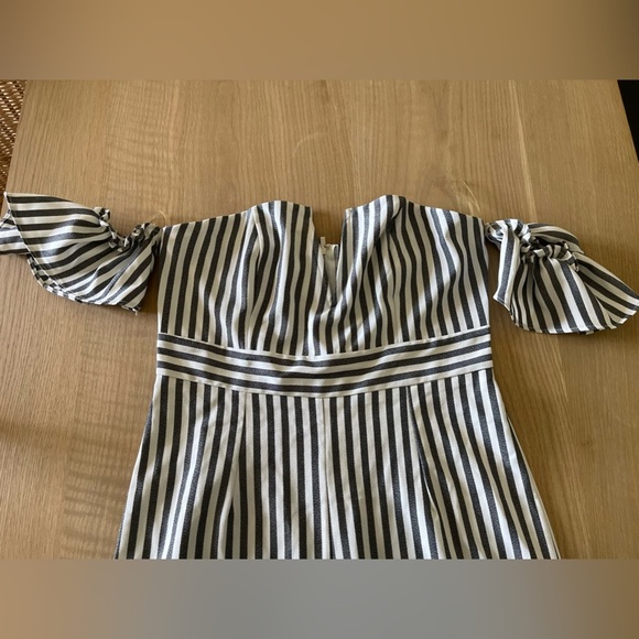 Privy| Nautical Pinstriped Strapless Jumpsuit in Cropped Wide Leg•••Size Large - Picture 6 of 15